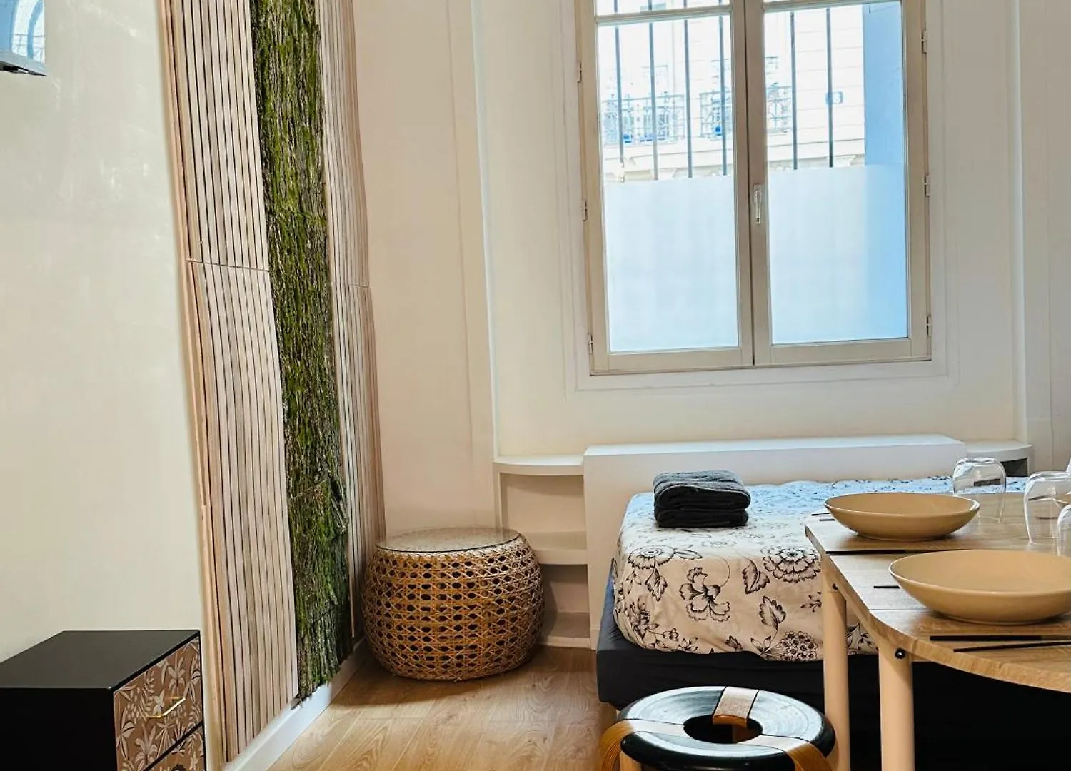 Apartment Arc De Triomphe -Marie Antoinette Garden Residence Hotel Paris