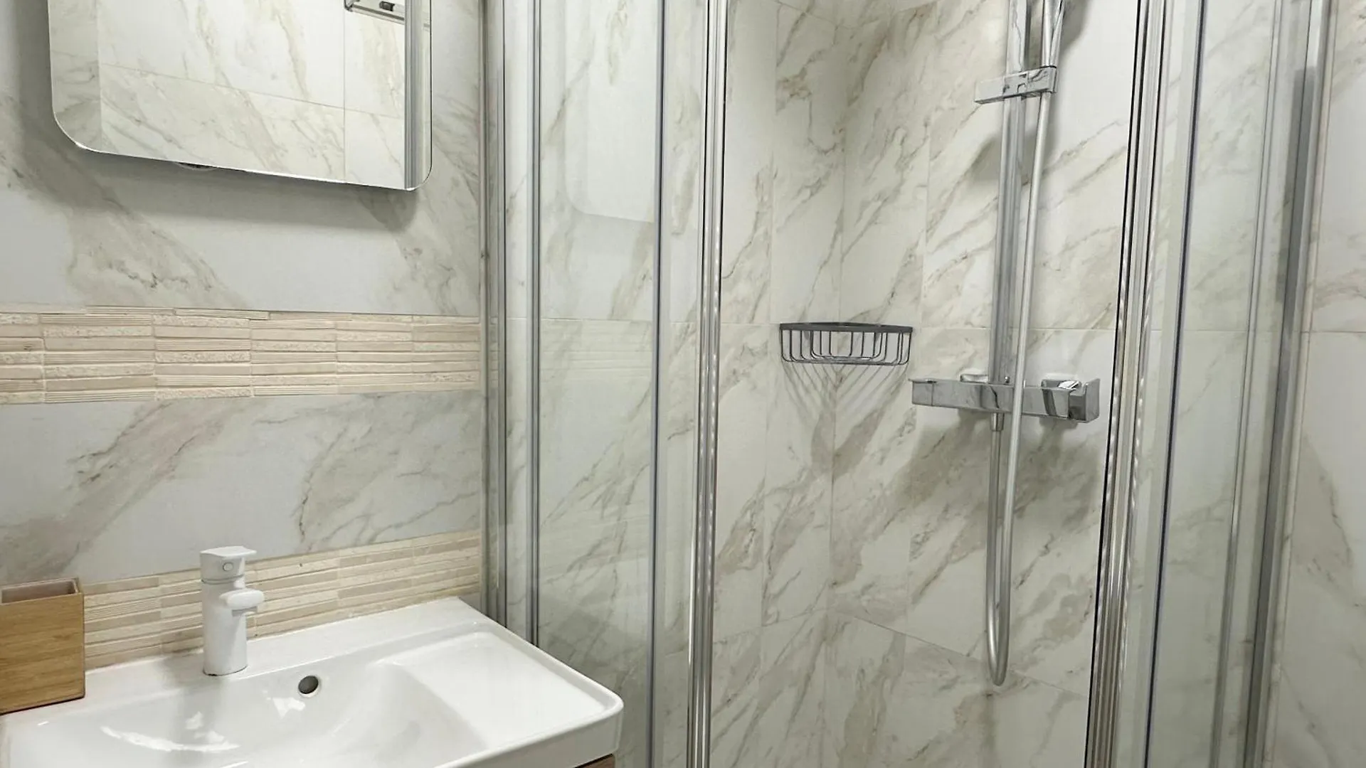 Arc De Triomphe -Marie Antoinette Garden Residence Hotel Paris